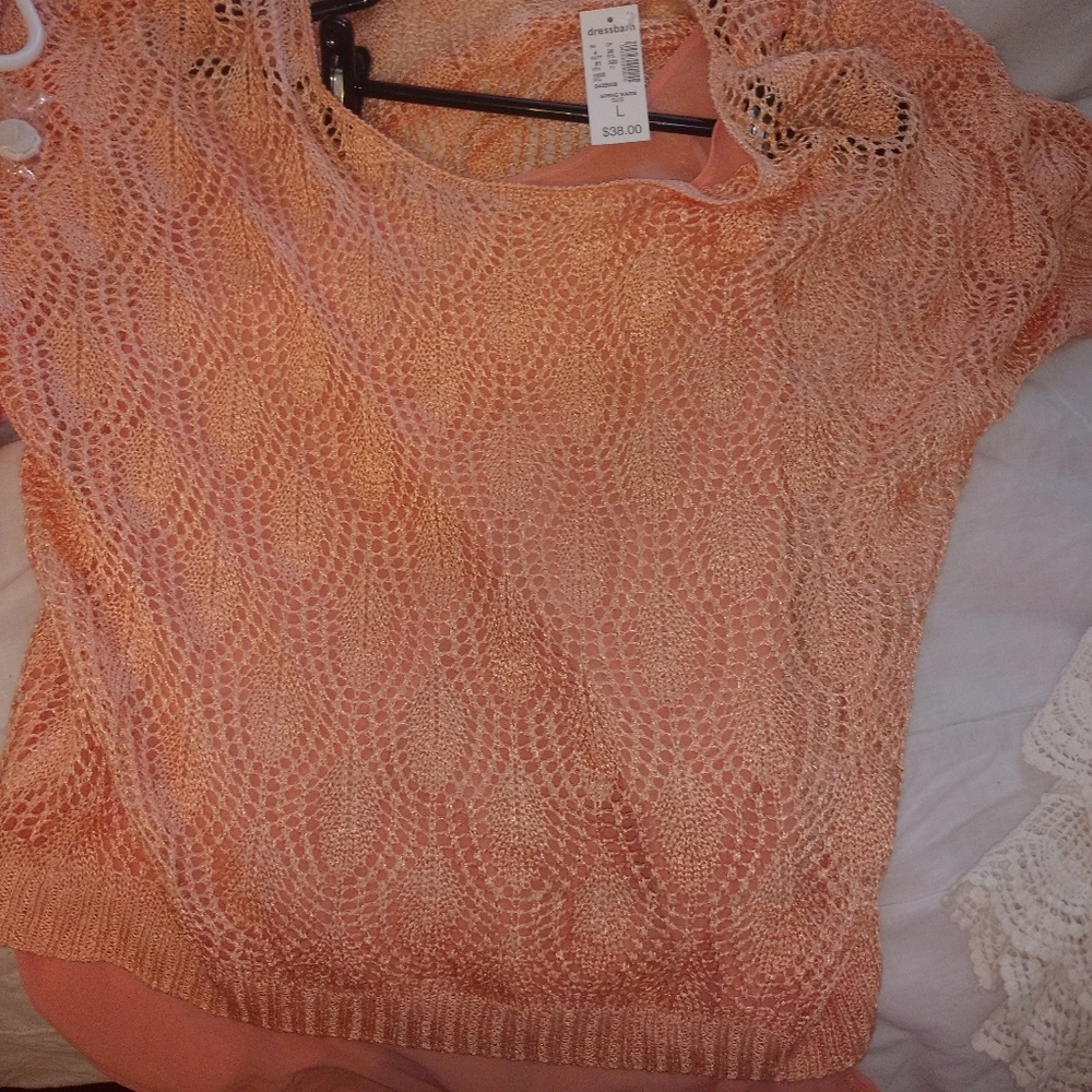 Coral lace & sheet top